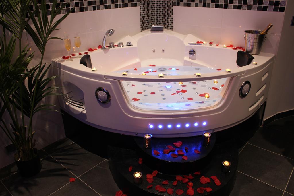 Le Love Spa Lyon Szoba fotó